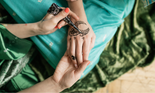 Rajasthani Mehandi Artist, Hubballi